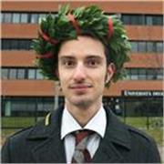 Dottore in biologia impartisce lezioni in biologia, scienza, matematica