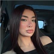 Diploma preso presso il liceo linguistico, buona conoscenza delle materie umanistiche e linguistiche.