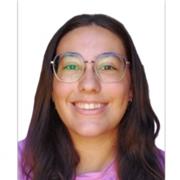 Estudiante de Filología Inglesa apta para dar clase desde Primaria hasta Bachillerato.