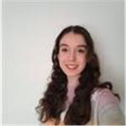 Profesora de inglés con alto dominio de la materia y experiencia previa imparte clases online a niños y adultos que buscan mejorar