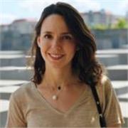 Profesora de marketing y comunicación con más de 10 años de experiencia en marketing digital, desarrollo de marca y comunicación