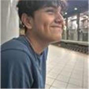 Estudiante de bachillerato con experiencia de inglés desde los 3 años y B2, abierto a enseñar a una gran rama de edades en Madrid