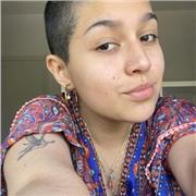 Studentessa di giurisprudenza poliglotta offre lezioni private di inglese per studenti delle elementari/medie/superiori