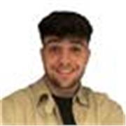 Licenciado en Matemáticas, con experiencia de 4 años como profesor particular de ciencias tanto en academia como clases online