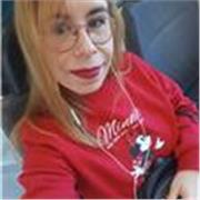 Profesora de Catalán a niños y adultos que han llegado de otros países