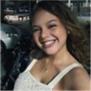 Professora particular de Português com 4 anos de experiência em aulas de reforço. Atendimento online personalizado