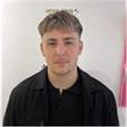 Apasionado de la enseñanza especializado en matemática , ayudando a estudiantes a superar sus retos académicos