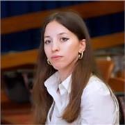 Offro lezione private a bambini della scuola primaria e ragazzi della scuola secondaria di primo grado, adattandomi alle loro esigenze e difficoltà di apprendimento