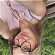 Profesora de ingles y apoyo para hacer deberes para niños 