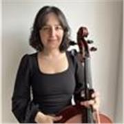 Sono diplomata con laurea triennale e laurea magistrale (biennio) presso il Conservatorio “GVerdi” Di Milano