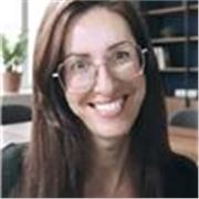 Professora de Gramática, Linguística e Oratória