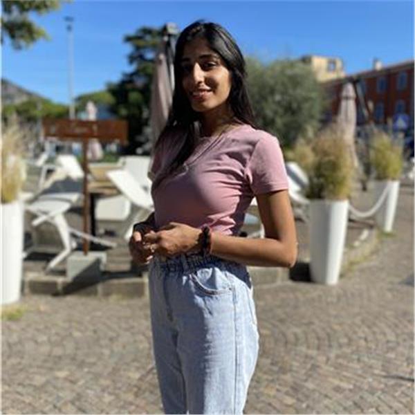 Manuela Insegnante privato online Manuela Insegnante privato online