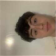 Soy estudiante de Educación Primaria y me defino como un profesor que explica todo de forma clara, tranquila y eficaz.