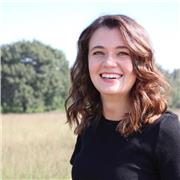 Dottoressa triennale in lingue propone lezioni di inglese