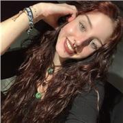 Soy una estudiante de derecho. Ofrezco clases de apoyo a niños de primaria y a estudiantes de la eso en distintas materias.