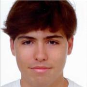 Ofrezco clases particulares de idiomas (Francés e Inglés) a estudiantes desde primaria hasta bachillerato. También puedo ofrecer clases de Español o Catalán, mis lenguas maternas