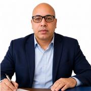 Experienced English teacher offering engaging lessons for all levels.