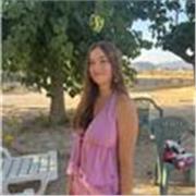 Profesora de Inglés con titulación oficial de B2 por Cambridge 