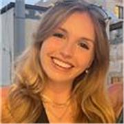 Psychology student offering clear, supportive lessons for secondary school and first-year uni students. 