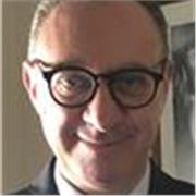 Si impartiscono lezioni di  Metodologia e Tecnologia di Studio