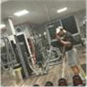 Offro lezioni di personal training 1:1 a casa e in palestra per ogni tipo di obbiettivo 