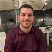 Laureato in Economia aziendale, impartisco lezioni di matematica per ragazzi/e della scuola elementare