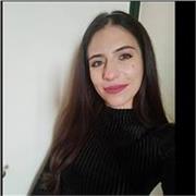 Offro lezioni private a bambini di scuola primaria e medie, adattandole alle loro esigenze e seguendoli durante la loro formazione