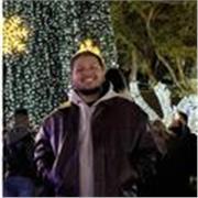 Profesor de apoyo escolar en materias como Español, Sociales o literatura. Soy periodista