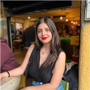 Licenciada en idiomas (inglés, italiano, portugués y rumano). Ofrezco refuerzo tanto para cualquier materia de primaria como para uno o varios de los idiomas mencionados anteriormente.
Tengo disponibilidad tanto presencial (en Oviedo, Asturias) como Onlin