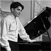 Lezioni private di pianoforte per tutte le età con un giovane pianista concertista.