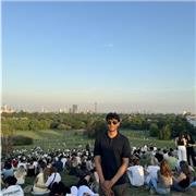 2nd year KCL medical student teaching all 3 sciences and Maths. Over 3 years of teaching experience located in North London