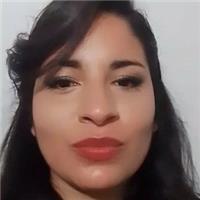 Profesora de canto lírico da clases para todas las edades y niveles