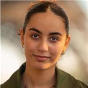 Étudiante motivée propose des cours de maths pour collégiens ; pédagogie et patience au rendez-vous !