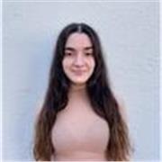 Soy una persona entusiasta por los nuevos proyectos y trabajos. Estoy dispuesta a dar clases a niños y adolescentes en materias de la rama de humanidades, ahora como: catalán, castellano, inglés, filosofía, latín, literatura e historia.