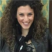 Giovane insegnante laureata col massimo e appassionata del mondo classico, impartisce lezioni private e accurate di italiano, latino e greco. Una lezione di un' ora 18 euro. Massima serietà