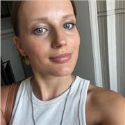 ¡Aprende un nuevo idioma de manera fácil y divertida! Como hablante nativo de rumano y ruso, enseño a español o inglés