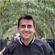Graduat en Filologia Catalana imparteix classes de valencià per a tots els nivells