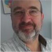 Soy un profesor apasionado por la enseñanza con una sólida formación en matemáticas. 