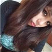 Estudiante de historia con buenas notas y conocimiento cultural