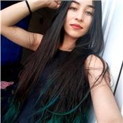 Profesor que imparte clase de química y afines a estudiantes de básica primaria, básica secundaria y estudiantes de universidad