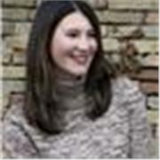 Studentessa di economia, diplomata al Liceo Scientifico, offre lezioni di Matematica a ragazzi delle scuole medie, superiori ed elementari; disponibile anche per lezioni di lingua inglese per ragazzi delle medie ed elementari
