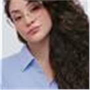 Estudiante de Letras imparte clases de español