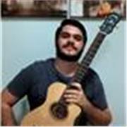 Profesor de guitarra para todas las edades que busquen aprender a tocar como hobby, tocar en la iglesia o ser músico independiente