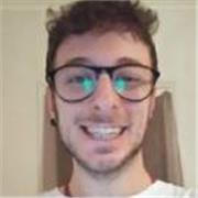 Soy un profesor nativo de italiano y he estado enseñando durante 3 años