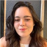 Profesora de lengua imparte clases particulares a niños de todas las edades