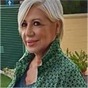 Profesora de alemán imparte clases a niños entre 10-17 años