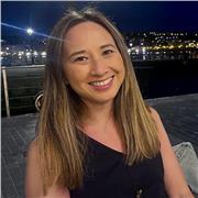 Experienced primary school teacher available for 1-1 Reading, Writing and Grammar lessons