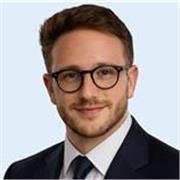 Professeur d’anglais en freelance avec une forte maîtrise linguistique avancée et esprit analytique (maths & business).