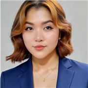 Profesora de Ingles C2 Americano con 4 años de experiencia enseñando a niños y adultos. Clases dinámicas e interactivas desde la comodidad de tu hogar