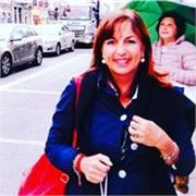 Insegnante presso il Liceo classico con esperienza trentennale impartisce lezioni di letteratura italiana